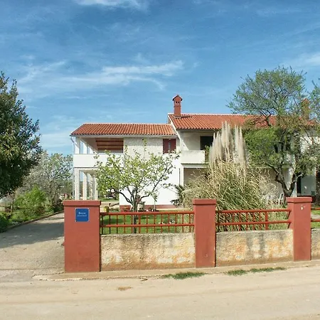 Valbandon 2278b فاجانا